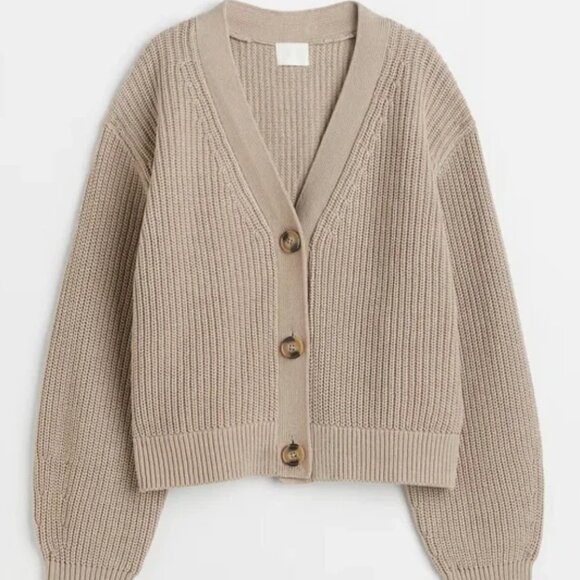H&M Sweaters - NWOT H&M Beige Ribbed Knit Cardigan Size XS